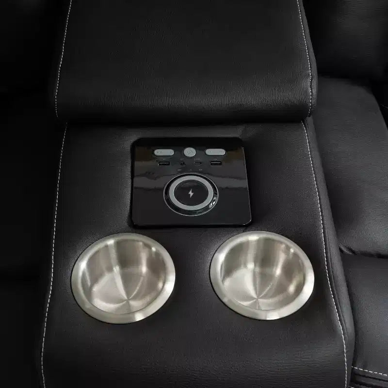 Divanetto reclinabile in stile teatro con luci LED, altoparlante Bluetooth e ricarica wireless