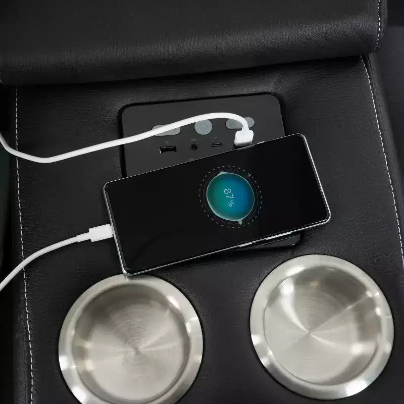 Divanetto reclinabile in stile teatro con luci LED, altoparlante Bluetooth e ricarica wireless
