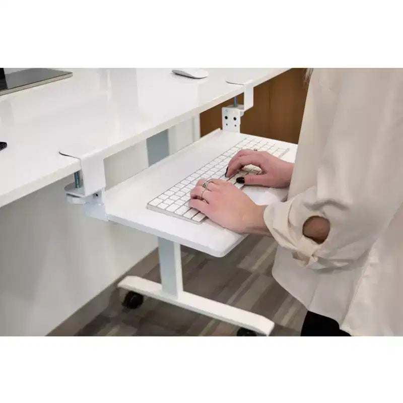 Ampio Vassoio Tastiera Retrattile Regolabile con Morsetto – Per Scrivanie con Spessore Fino a 3,8 cm